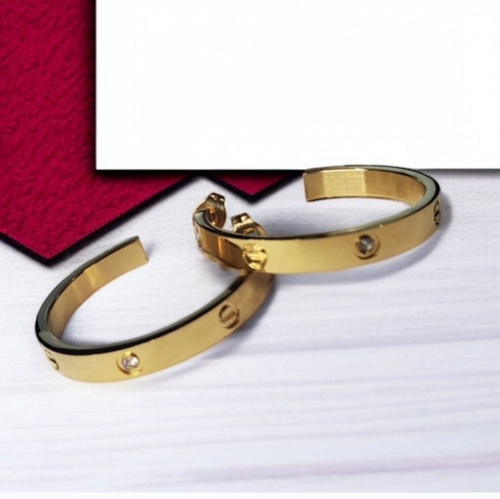 Luxury 18k Gold Plated Love Screw Zircon Crystal Hoop Earrings - Picture 4 of 7